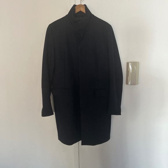 Men’s Navy Wool Belvin Theory Coat Size M